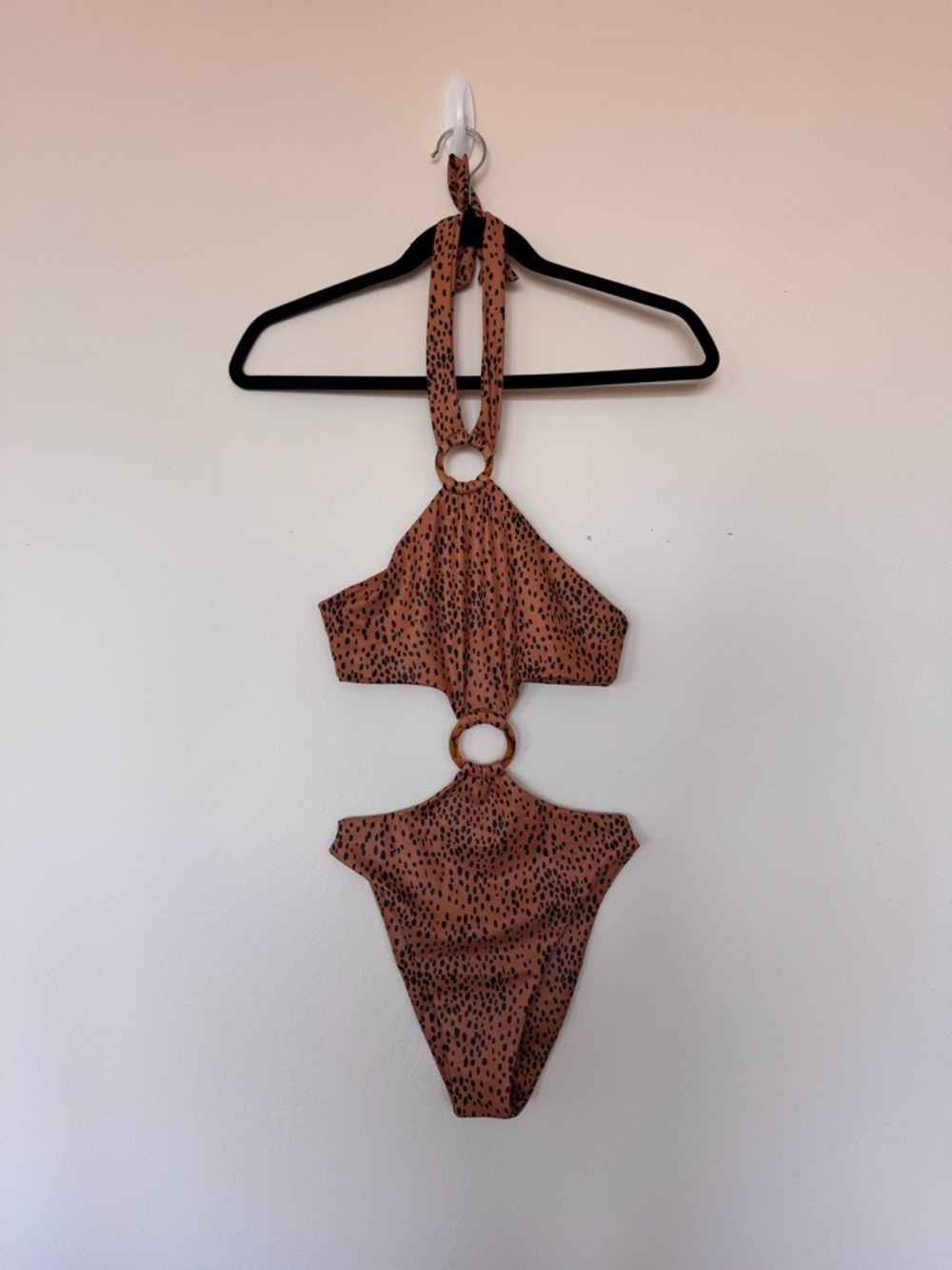Same Los Angeles Size XS Olivia Cutout One Piece Spotted Animal Print Swimsuit